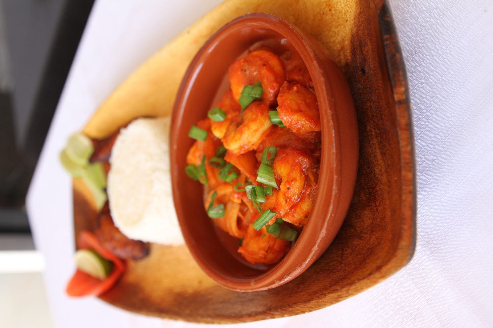 Camarones al ajillo